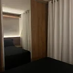 Moder Cozy Apartment
